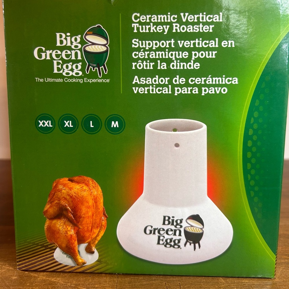 Big Green Egg Ceramic Turkey Roaster